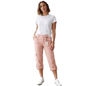 Cosmic Blue Quartz Pink Women’s Capri Cotton Pants Size 31